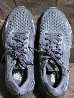 Brooks Men's Athletic Shoes Brand New